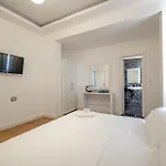 Otel Myrtai - Center 3*