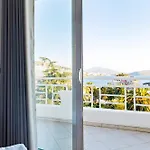 Myrtai - Center Otel Saranda
