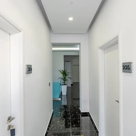 Hotel Myrtai - Center Sarandë