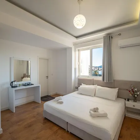 Hotel Myrtai - Center Sarandë