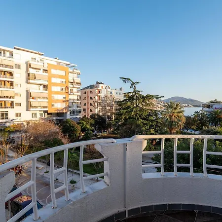 Hotel Myrtai - Center Sarandë