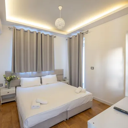 Myrtai - Center 3*