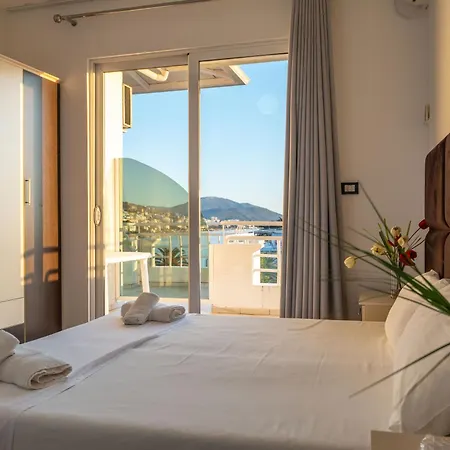 Myrtai - Center 3* Saranda