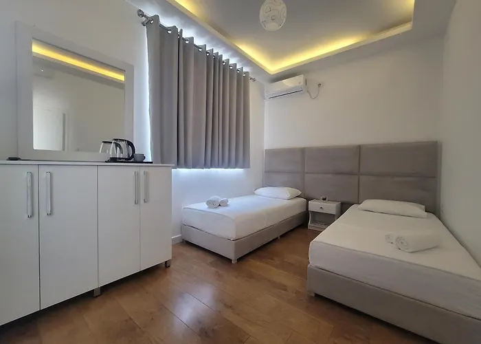 Myrtai - Center فندق 3*