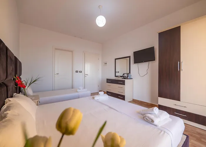 Myrtai - Center فندق 3*