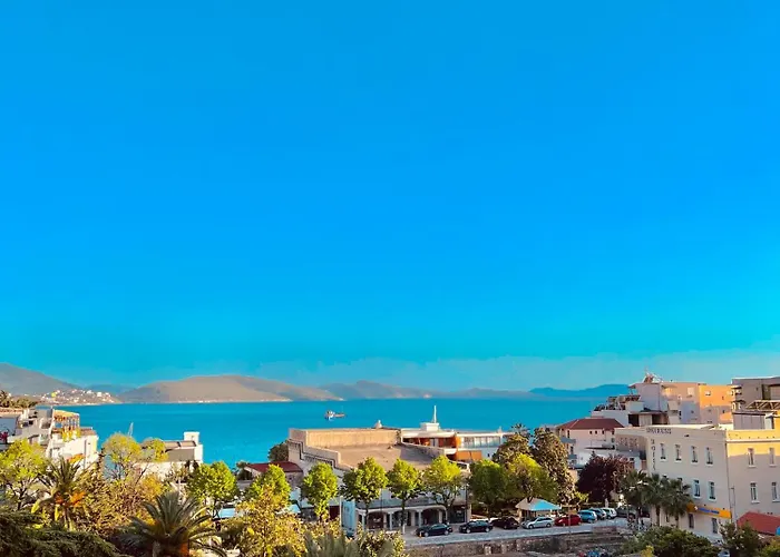 Myrtai - Center فندق 3*